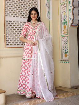 Bannhi - Pink Purva Cotton Kurti With Skirt And Dupatta (Set of 3)