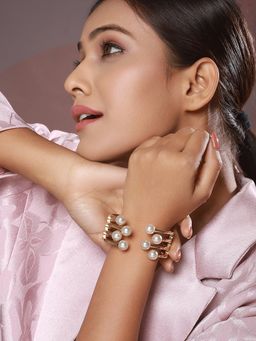 Aatmana - Gold-Plated Pearls Cuff Bracelet