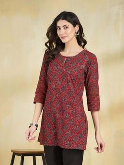 Fabindia - Maroon Cotton Ajrakh Printed Slim Fit Short Kurti