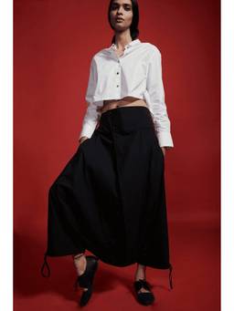 dash and dot - White Back Tie Crop Shirt