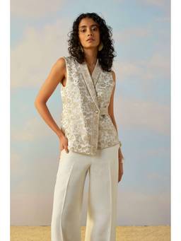 dash and dot - Ivory Linen Embroidered Waistcoat Top