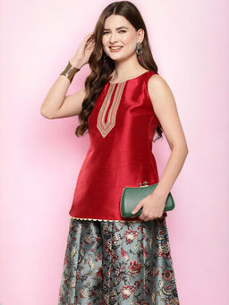 Ahalyaa - Women Embellished Ethnic Top with Palazzo (Set of 2)