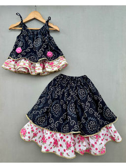 LABEL NEETI - Black Bandani Top & Lehenga (Set of 2)