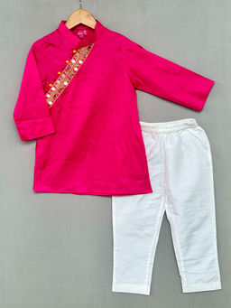 LABEL NEETI - Rani Pink Embroidered Kurta & Pyjama (Set of 2)