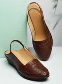 Brown color option, Currently selected