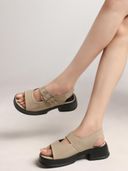 Beige color option, Currently selected