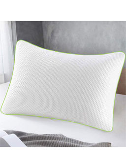 HomeTown - Serenity Memory Foam Pillow Lavender