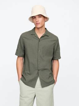 GAP - Men's Half Sleeves Camp Shirt