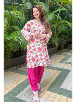 RANGREZA ETHNIC - Floral Bud Pink Kurta with Salwar (Set of 2)