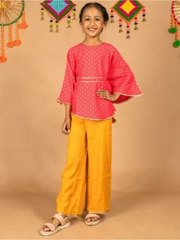 Kasya - Peach Viscose Printed Kaftan Style Top with Straight Palazzo (Set of 2)