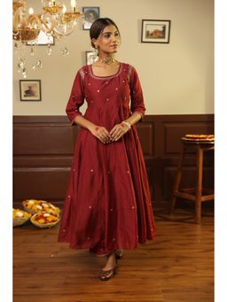 ASRUMO - Maroon Chanderi Gota Jaal Anarkali Kurta with Pant and Dupatta (Set of 3)