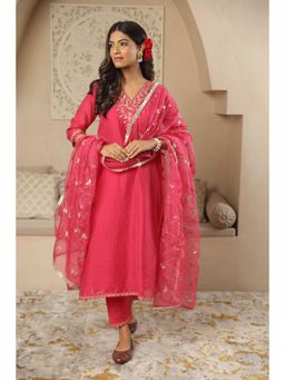 ASRUMO - Pink Chanderi Gota Jaal Kurta with Straight Pant and Dupatta (Set of 3)