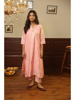 ASRUMO - Light Pink Chanderi Gota Jaal Kurta with Straight Pant and Dupatta (Set of 3)