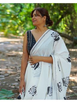 Chidiyaa - Umt Raat Ki Chaadar White Hand Block Cotton Saree with Unstitched Blouse