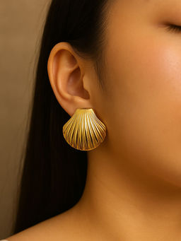 ISHKAARA - Golden Shell Earrings with Stainless Steel Anti Tarnish and Waterproof