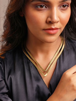 Vogue Panash - Gold-Plated V-Shaped Necklace