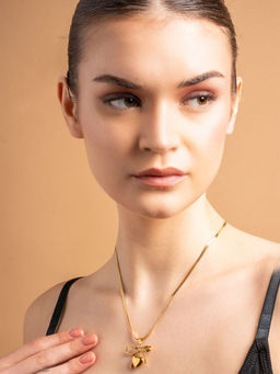 Vogue Panash - Gold-Plated Heart Shaped Pendants with Chain