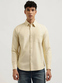 United Colors of Benetton - Men Light Yellow Regular Fit Button Down Solid Shirt