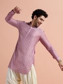 Pink color option, Currently selected