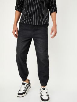 max - Black Solid Jeans