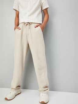 max - Cream Textured Pants