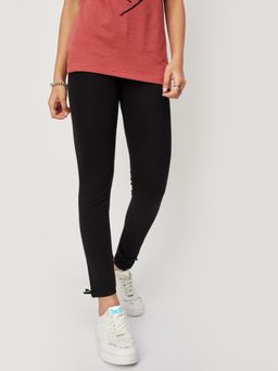 max - Black Solid Leggings