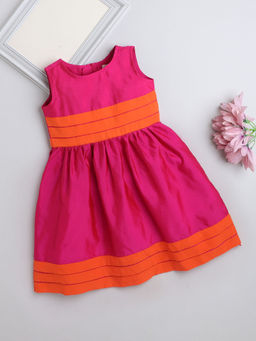 The Magic Wand - Girls Pink Solid Knee Length Dress