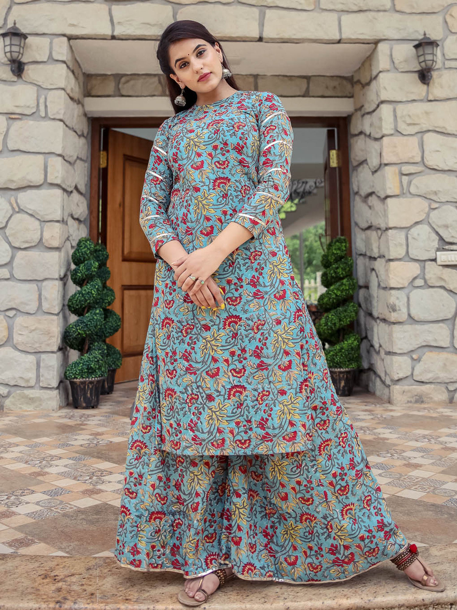 Ambraee Blue Burst Kurta Palazzo Set 