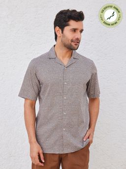 B77 - Men's Organic Cotton Brown Printed Collar Neck Casual Shirts