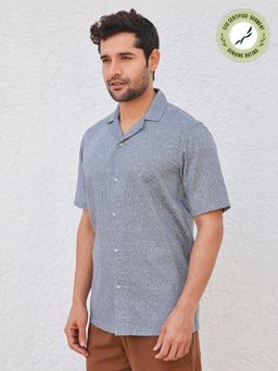 B77 - Men Organic Cotton Blue Printed Collar Neck Casual Shirts