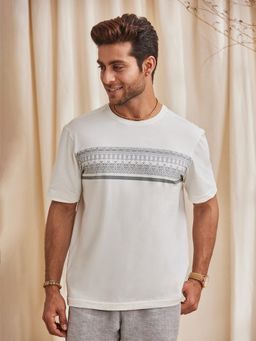 B77 - Men White Organic Cotton Crew Neck T-Shirt