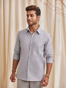 B77 - Men Pure Cotton Grey Plain Collar Neck Formal Shirts