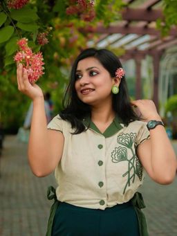 Western Era - Dori Embroidered Green Linen Top