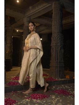 MONK & MEI - Zoysa Gold Kaftan with Inner and Pant