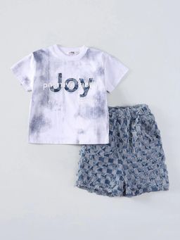 Hopscotch - Typography T-Shirt and Frayed Checkered Denim Shorts