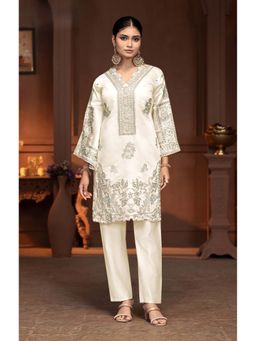 Autumnlane - White Mayuri Dove Embroidery Co-Ord Set