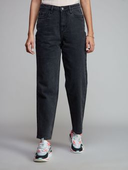 Twenty Dresses by Nykaa Fashion - Black Solid High Rise Mom Fit Denim Jeans