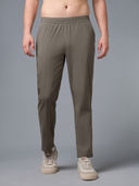 Green color option, Sold out, Currently selected