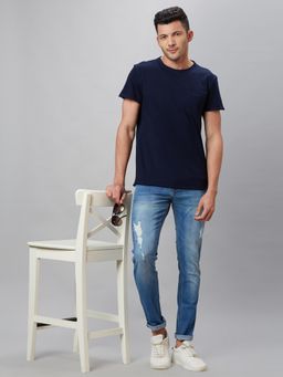 Globus - Men Navy Blue Solid Cotton Round Neck Regular Fit T-shirt