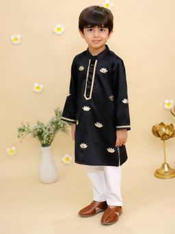 MUD KID - Black Cotton Embroidered Kurta With Pyjama