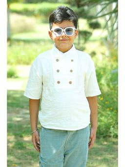 LH - Off White Cotton Solid T-Shirt