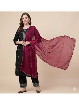 MUFFLY - Wine Elegant Solid Nazneen Chiffon with Lace Border Dupatta