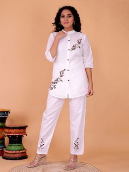 SURILI - Women's Off White Cotton Embroidery Co-Ord Set