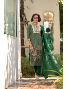 MOJILAA - Women Green Tissue Silk Embroidered Straight Kurta with Pant & Dupatta (Set of 3)