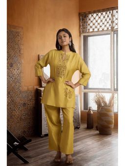 PANCHRANGA - Women Golden Beige Chanderi Adda Embroidery Kurta and Pant
