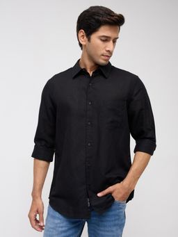 Spykar - Men Black Solid Regular Fit Shirt