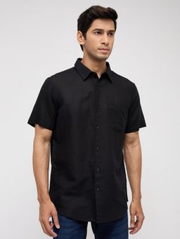 Spykar - Men Black Solid Regular Fit Shirt