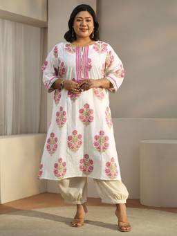 Extra love by Libas - White Floral Printed Kurta