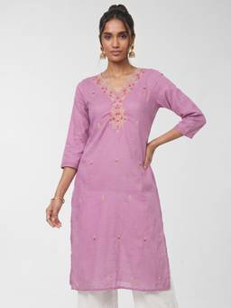 max - Lavender Floral Embroidered Kurta