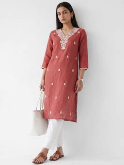 max - Peach Embroidered Thread Work Kurta